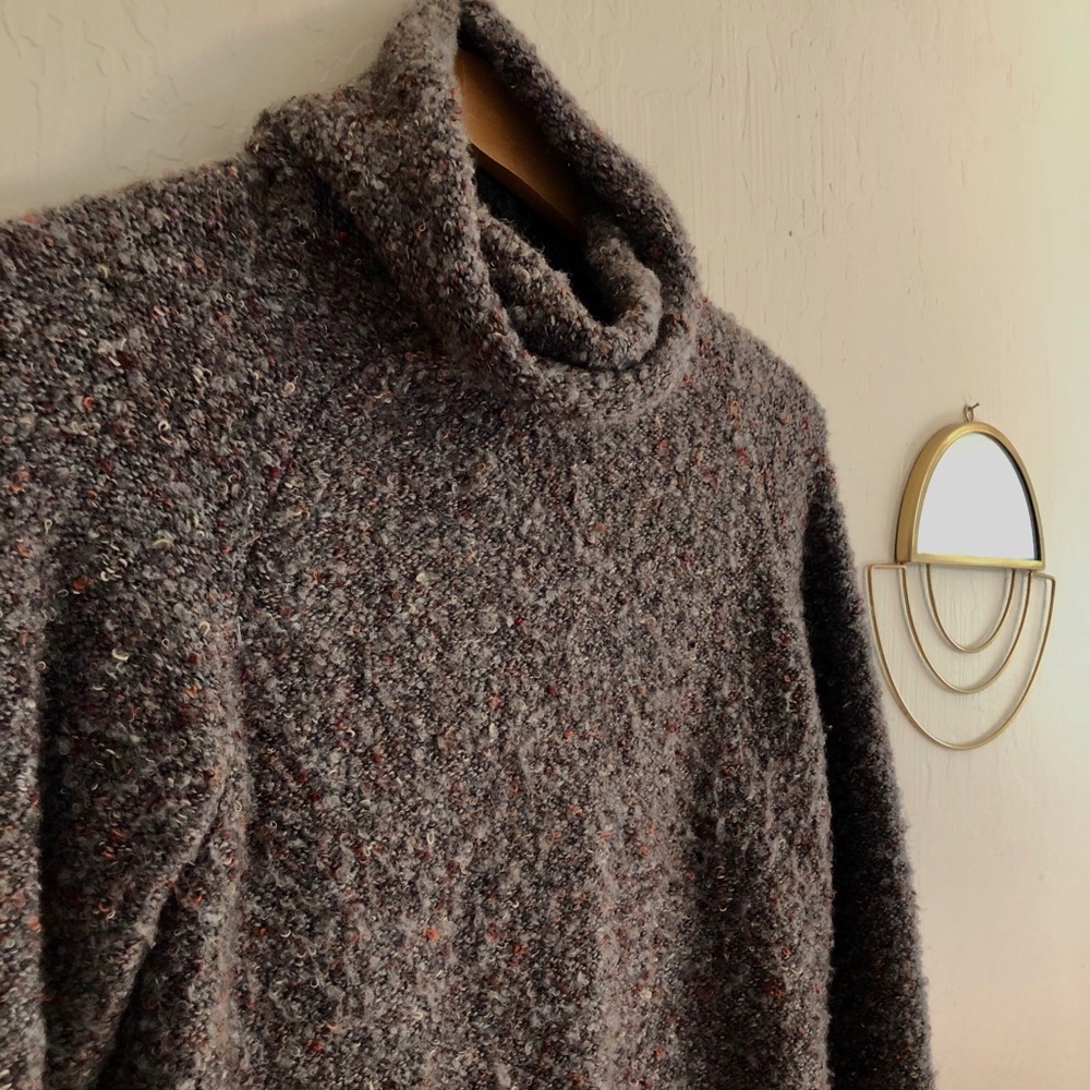 Comfy, classic Rachel Zoe turtleneck sweater.